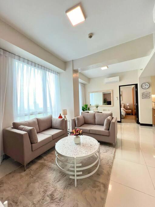 & Away - Luxury In Mactan Newtown, Lapu-lapu Apartment