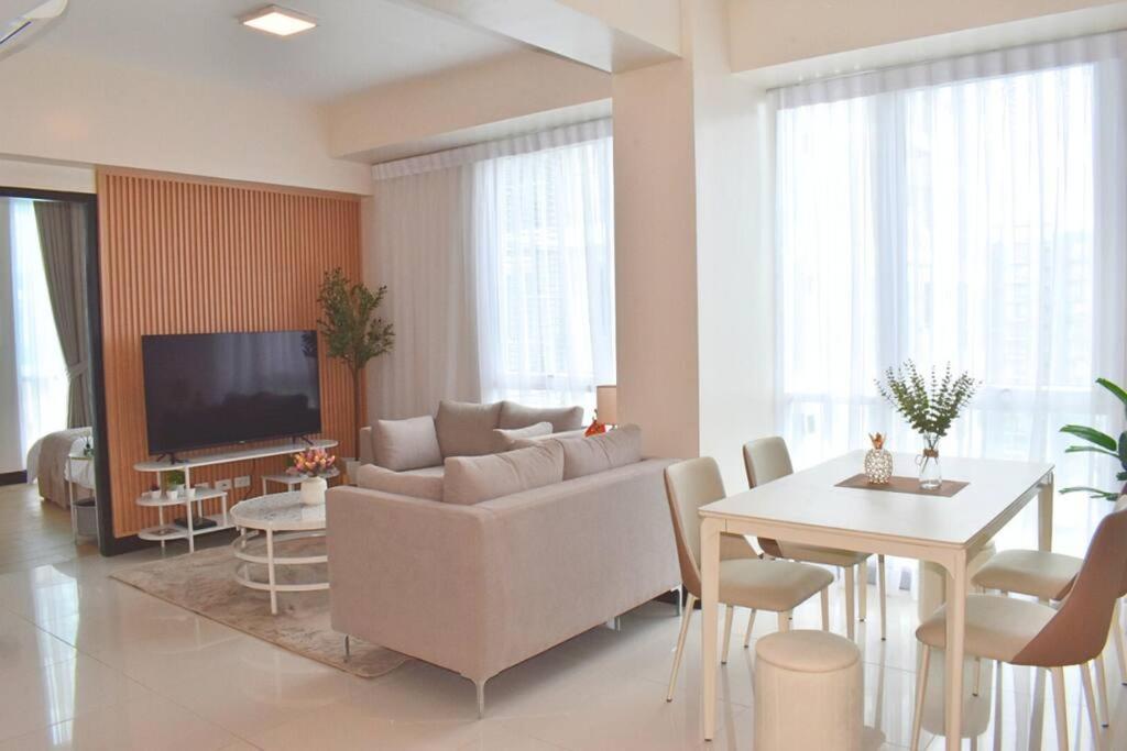 Apartment & Away - Luxury In Mactan Newtown, Lapu-lapu